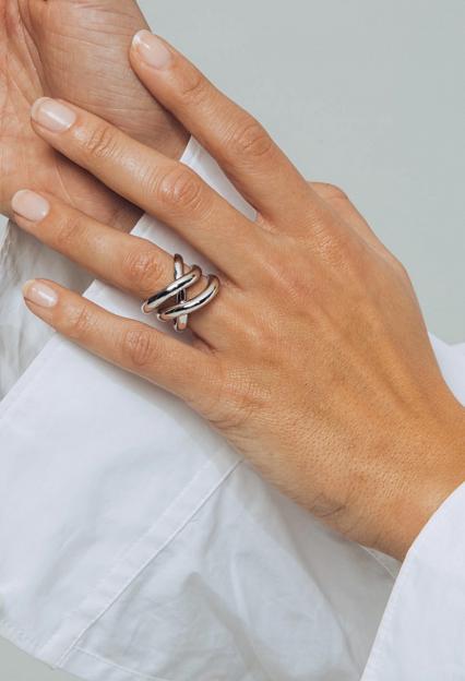 Josephine Studio Thorn Ring Triple